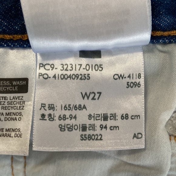 Levi’s 501 shorts - Picture 5 of 6